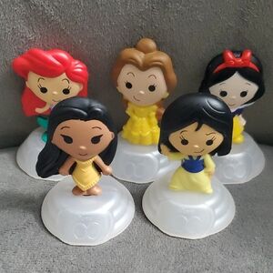 Assorted Disney 100 Mc Donalds Toy Lot#9